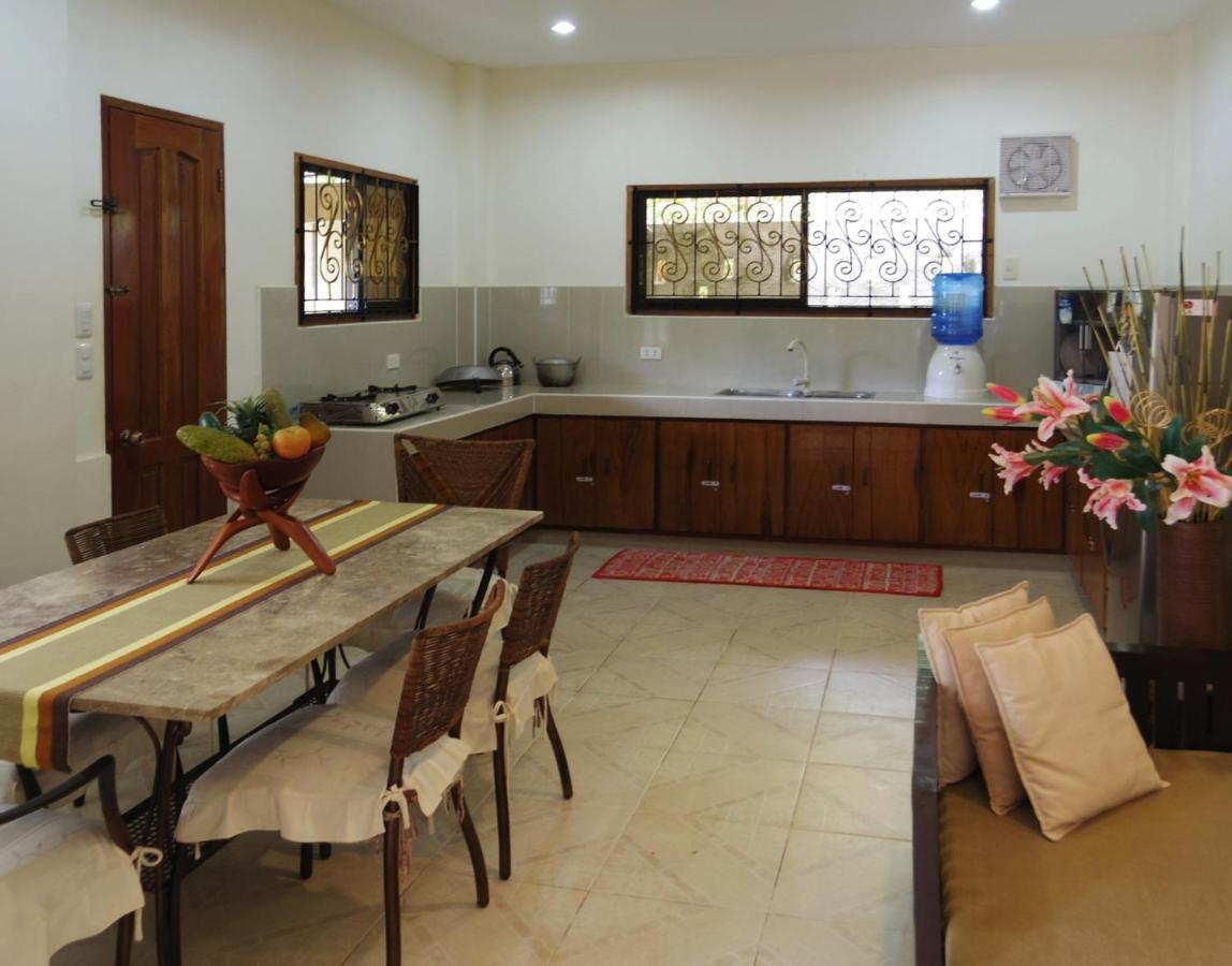 Chiisai Natsu Resort Bohol Buitenkant foto